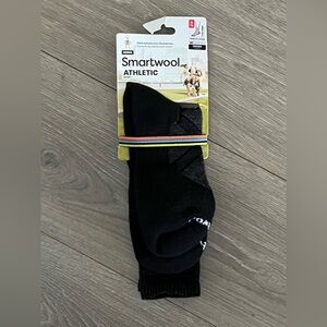 NWT Smartwool Black Crew Socks Size XL Men 12-14